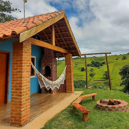 Chales Encantos De Minas Bueno Brandao Bagian luar foto